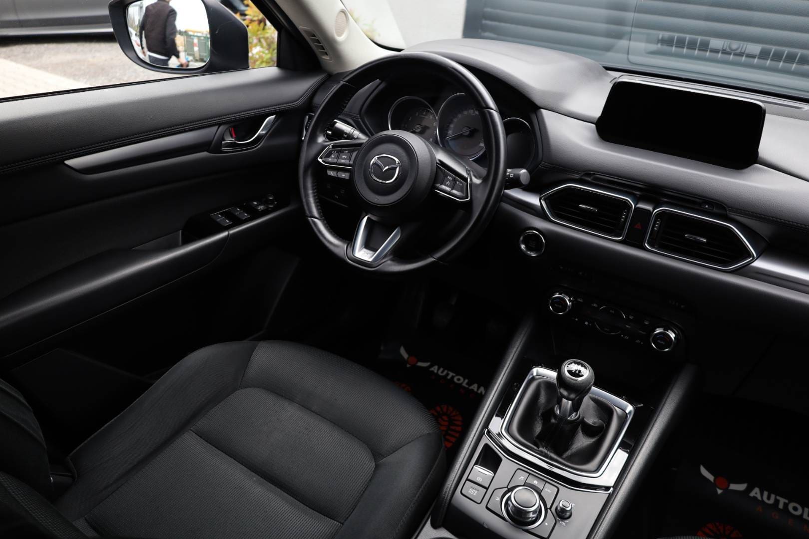 Mazda-CX-5-20-Skyactiv-G165-Attraction-14