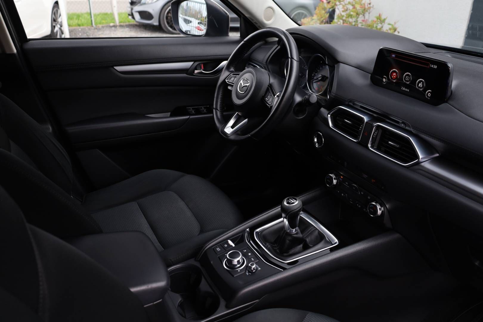 Mazda-CX-5-20-Skyactiv-G165-Attraction-43